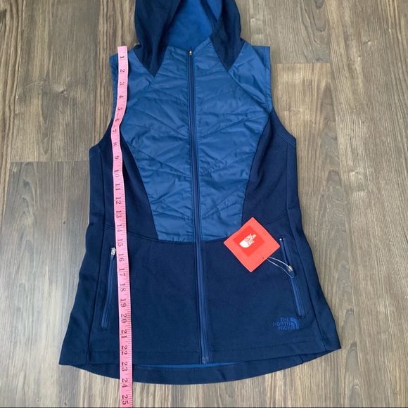 The North Face NEW Motivation Psonic Flashdry in Estate Blue Vest - Picture 13 of 14